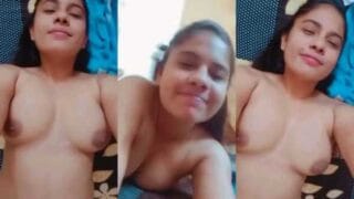 Desi Video Indian cute girl selfie naked boobs